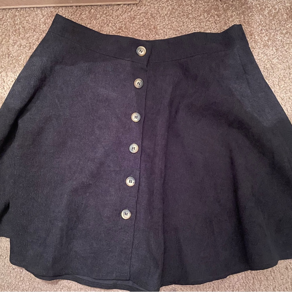 SHEIN Black Button-Front Skater Skirt